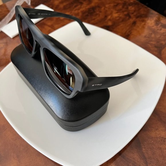 NWT BEATIFUL ITALIAN DESIGNER SUNGLASSES BY ETRO - Matte Grey Havana - Picture 5 of 6